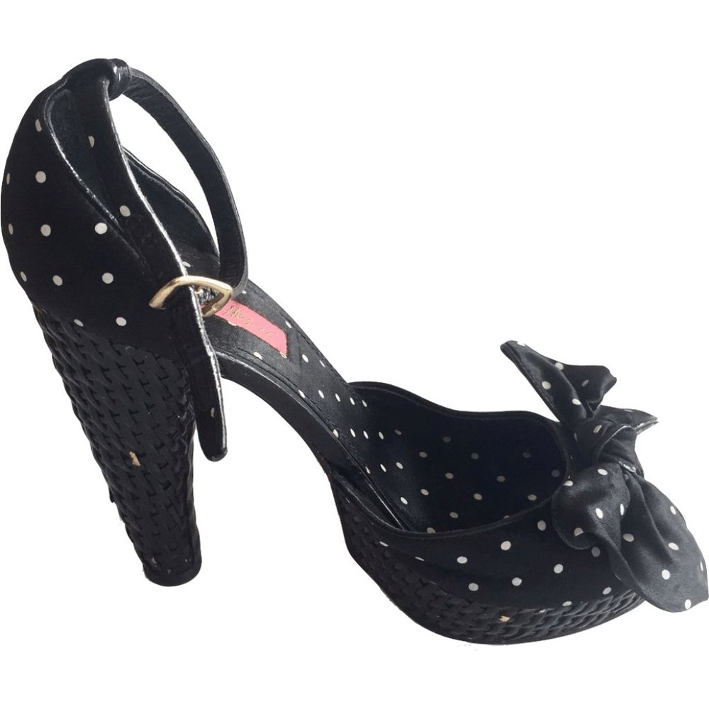 Betsey Johnson Bow Embellished Pumps